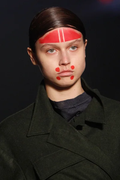 Look 30